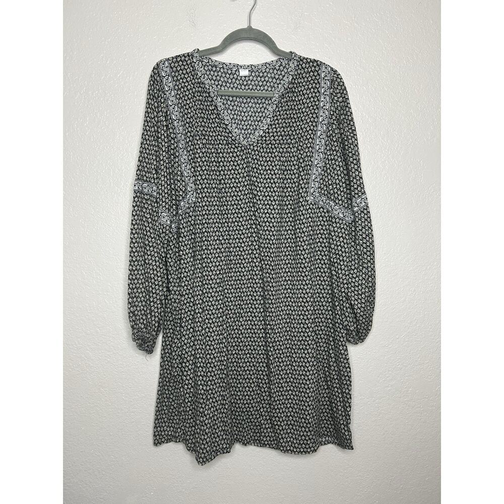 Old Navy Black Swing Dress Floral Boho Cottage Prairie Long Sleeve Vneck Large